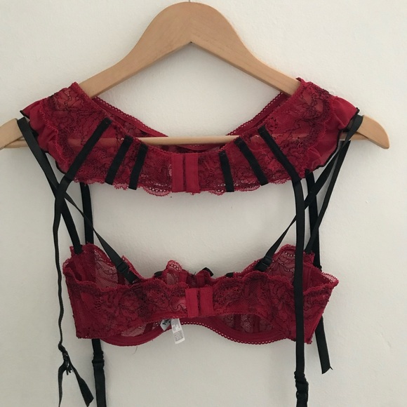 Red and Black Sheer Ooh La La Cheri Bra and Garter Set 3 Piece 34D - Picture 3 of 9